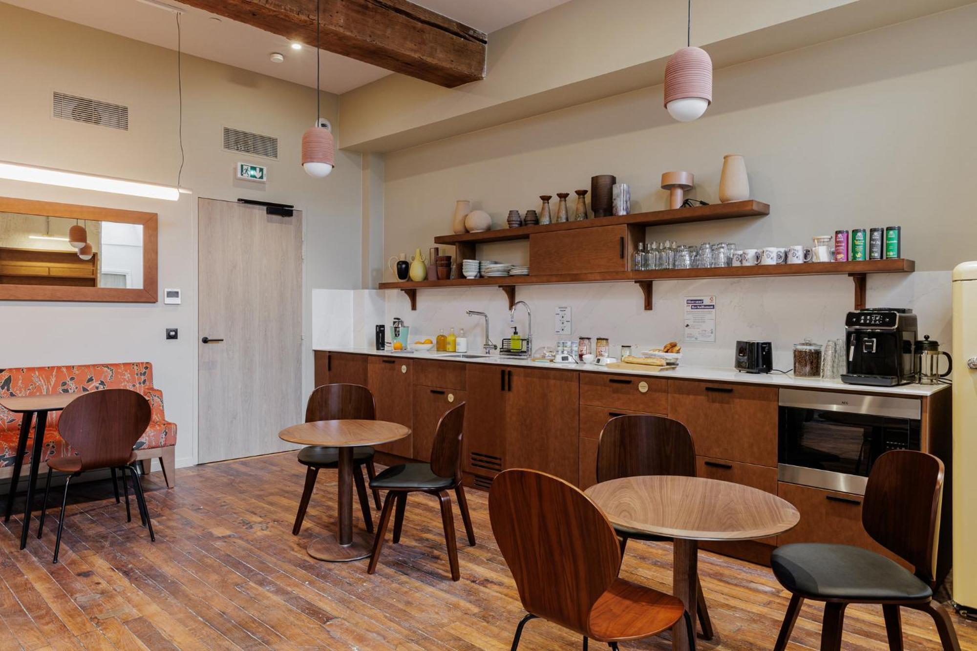 Hotel Cloitre - Entree Autonome, Reception En Ligne - Encore Mieux 올리언스 외부 사진
