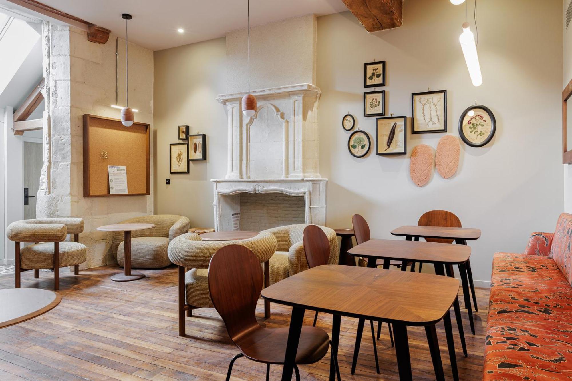 Hotel Cloitre - Entree Autonome, Reception En Ligne - Encore Mieux 올리언스 외부 사진